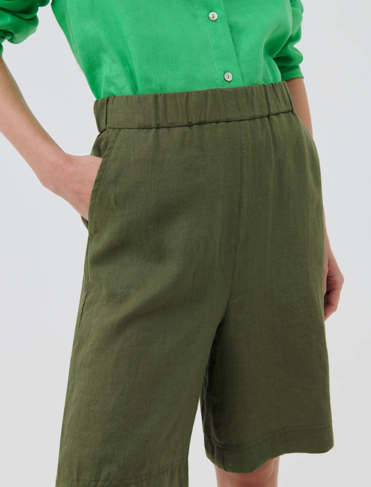 Linen shorts, kaki - Marella
