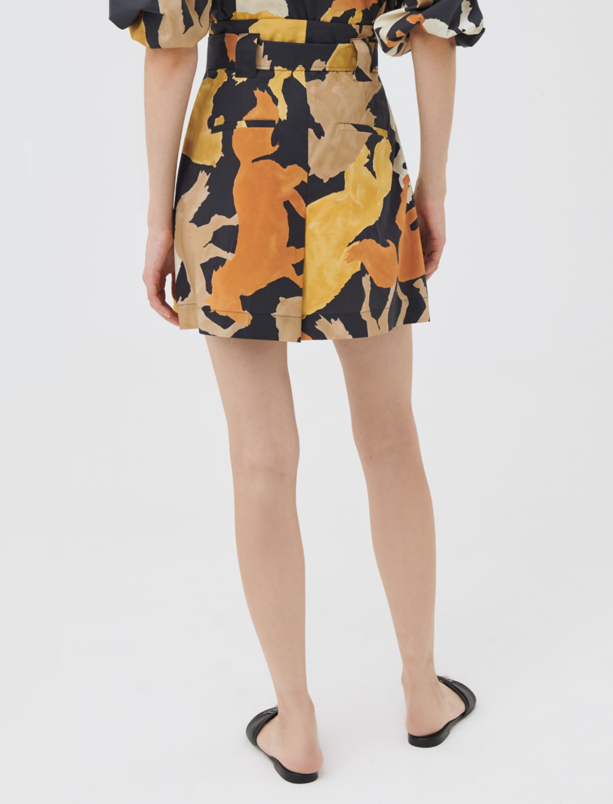 Gemusterte Bermudashorts, schwarz - Marella