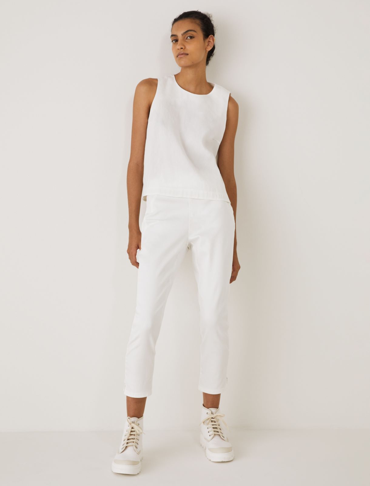 MONOCHROME Linen-blend top, wool white - Marella