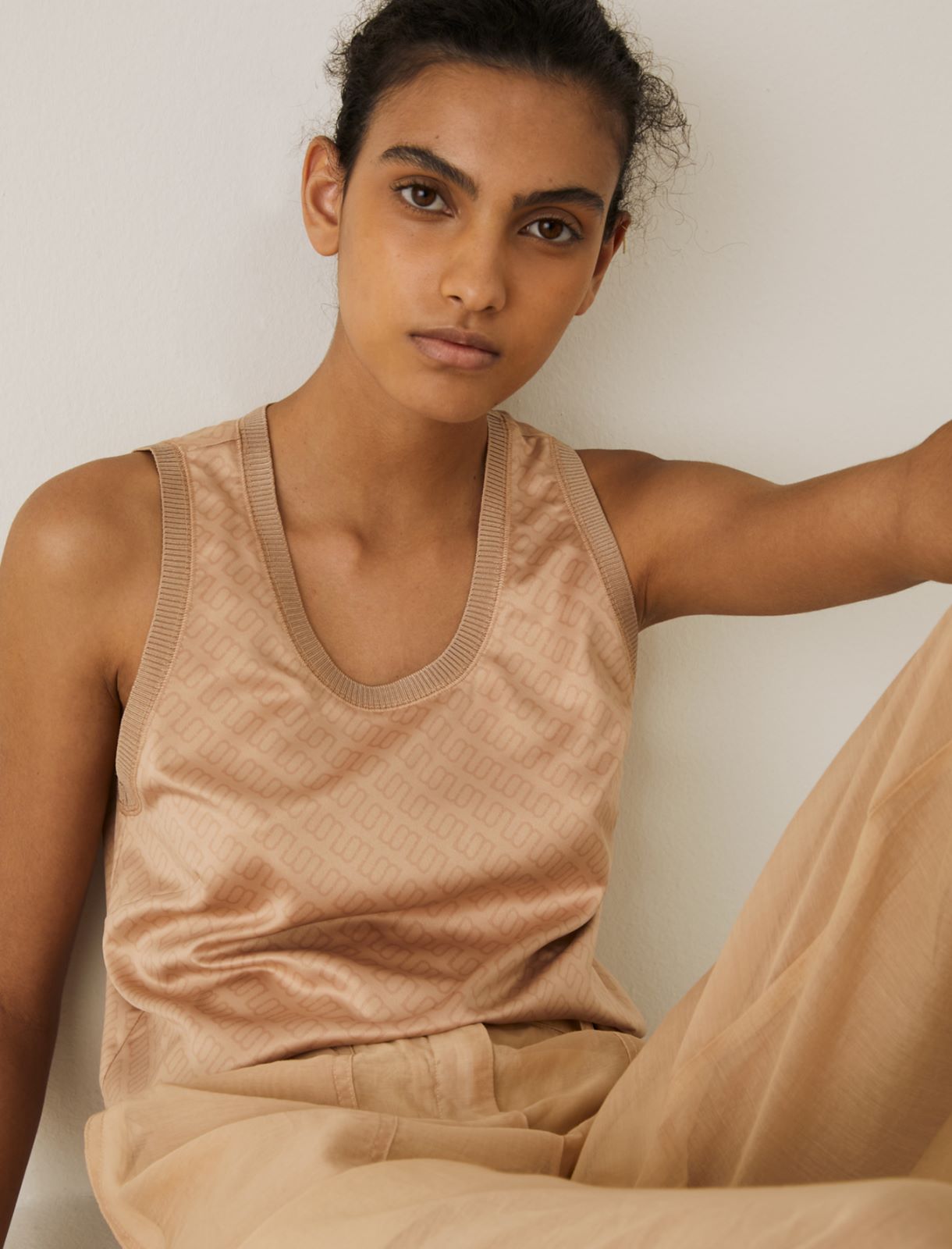 MONOCHROME Satin top, sand - Marella