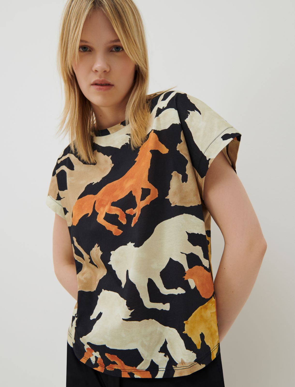 Patterned t-shirt, black - Marella