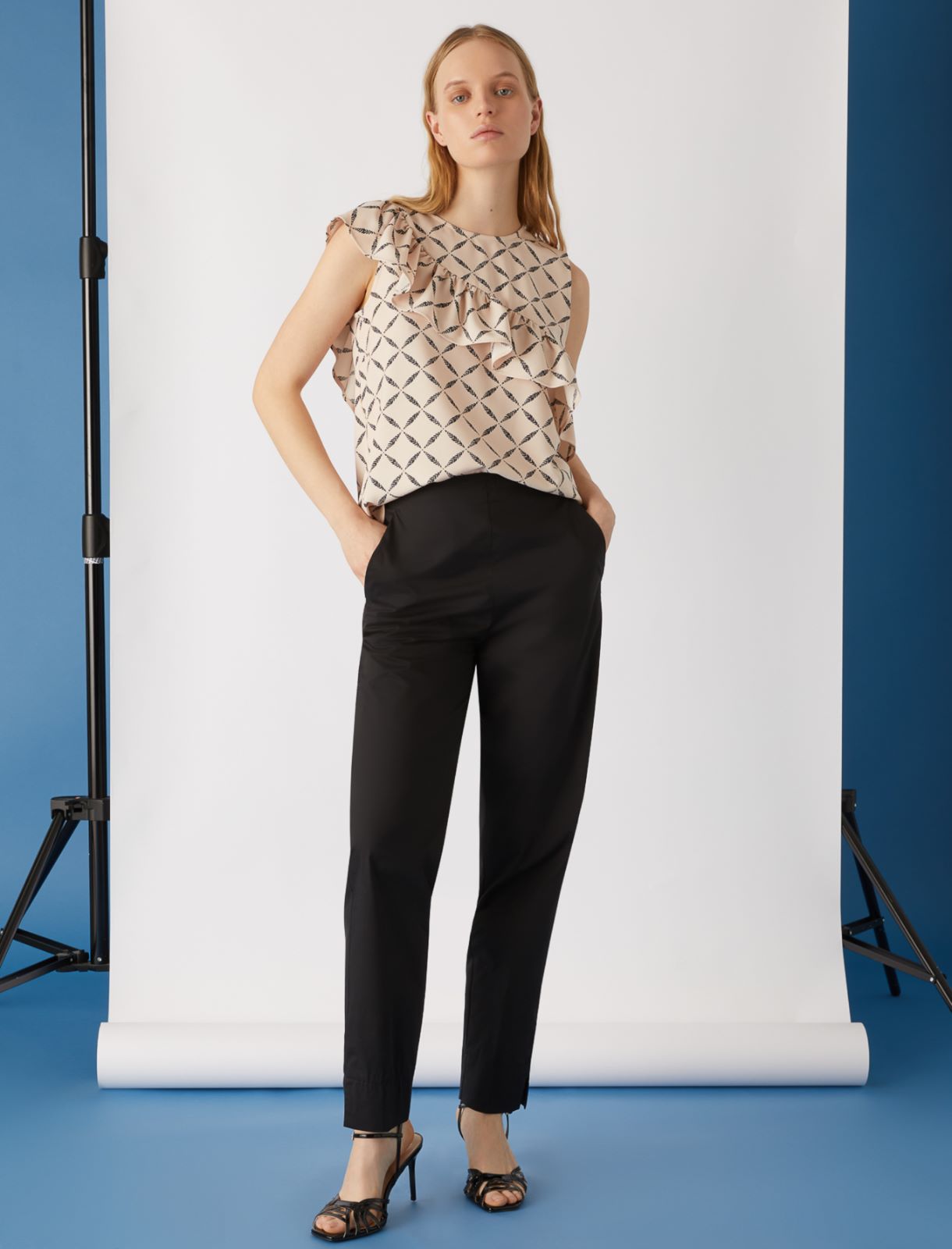 Ruffle top, powder - Marella