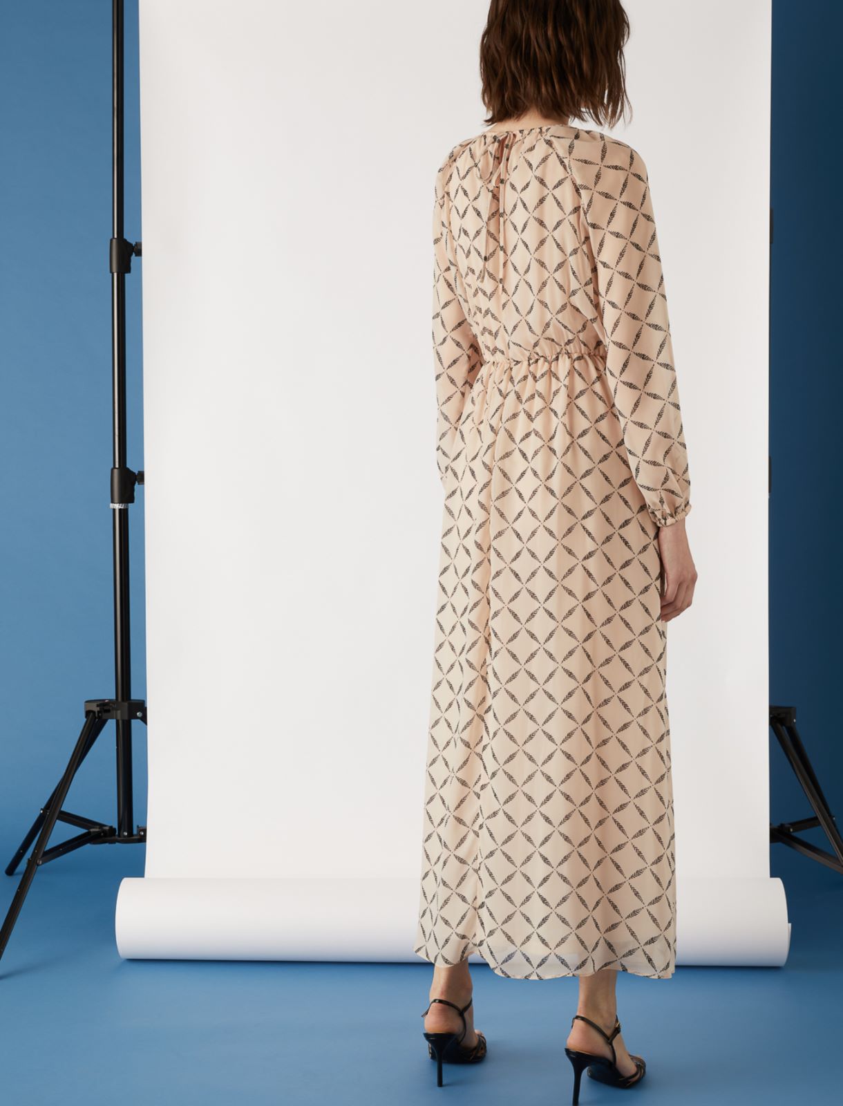 Kleid aus Georgette, puder - Marella