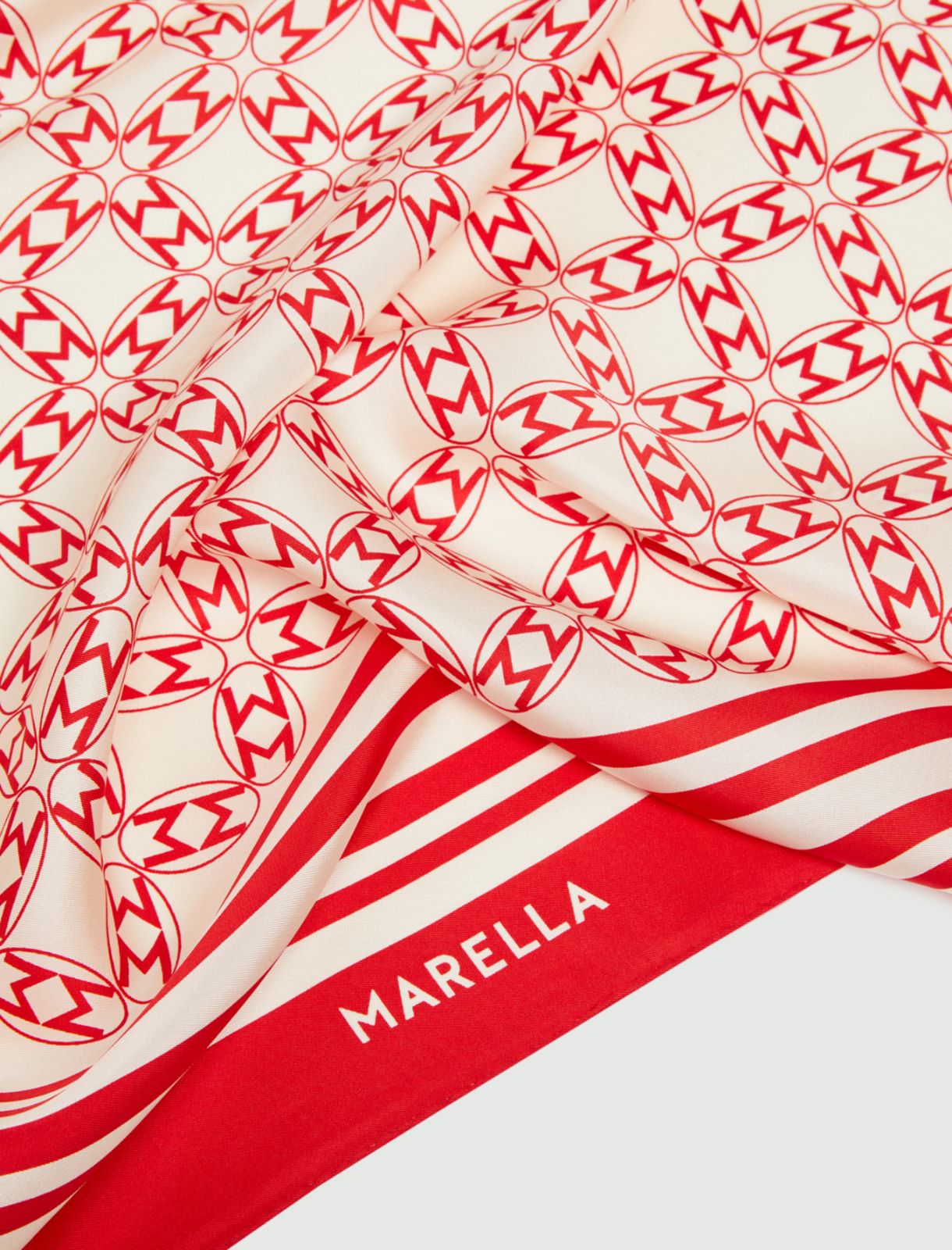 Silk neckerchief, red - Marella