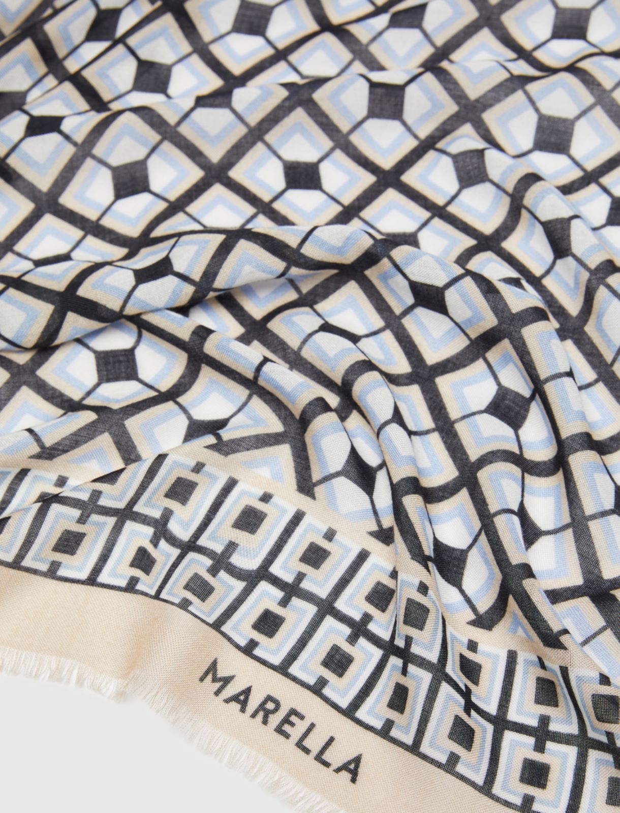 Patterned stole, black - Marella