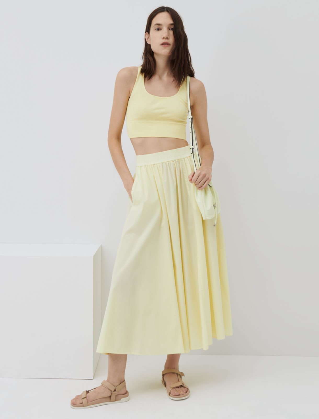 MONOCHROME Logo top, lemon - Marella