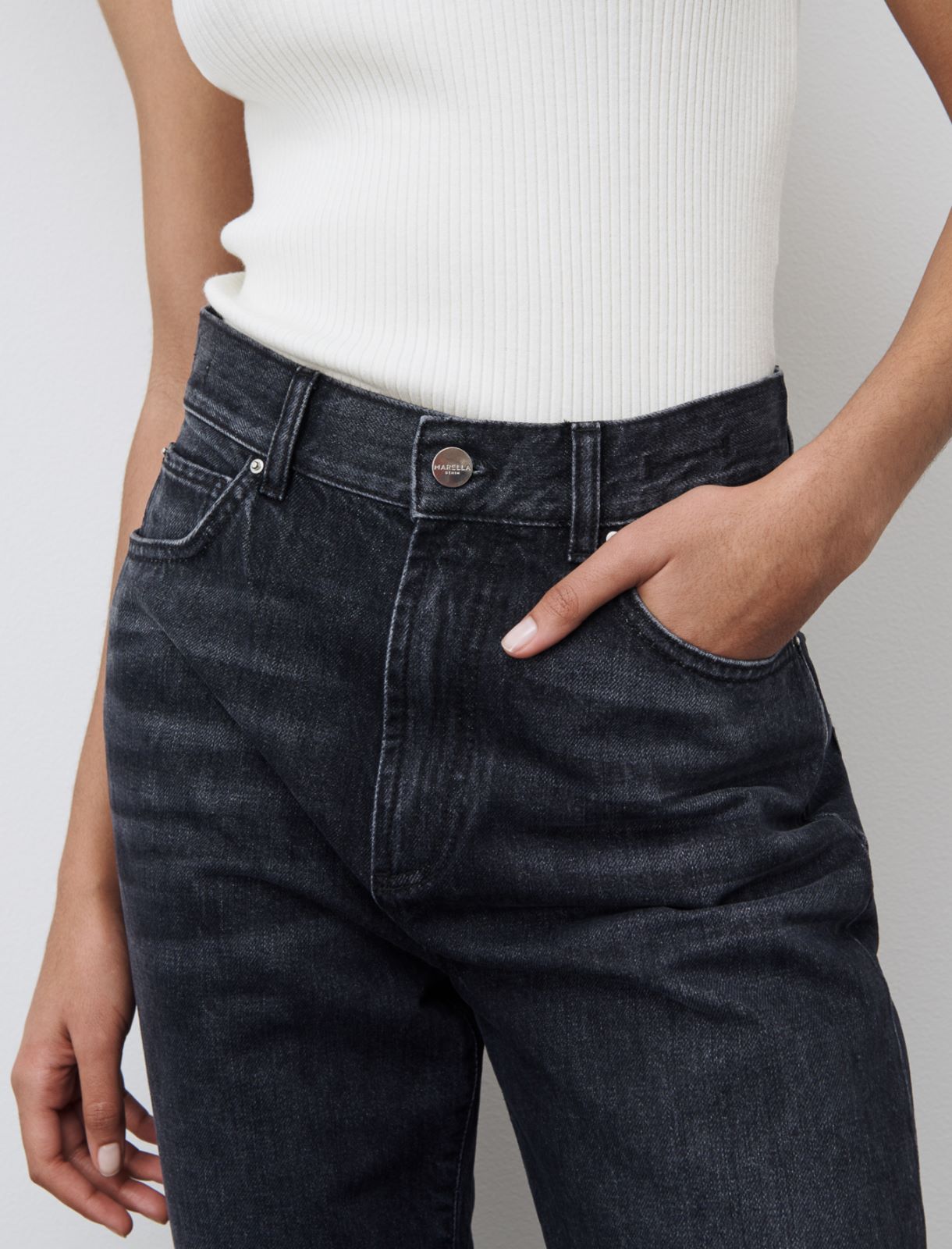 Mom-fit jeans - Black - Marella