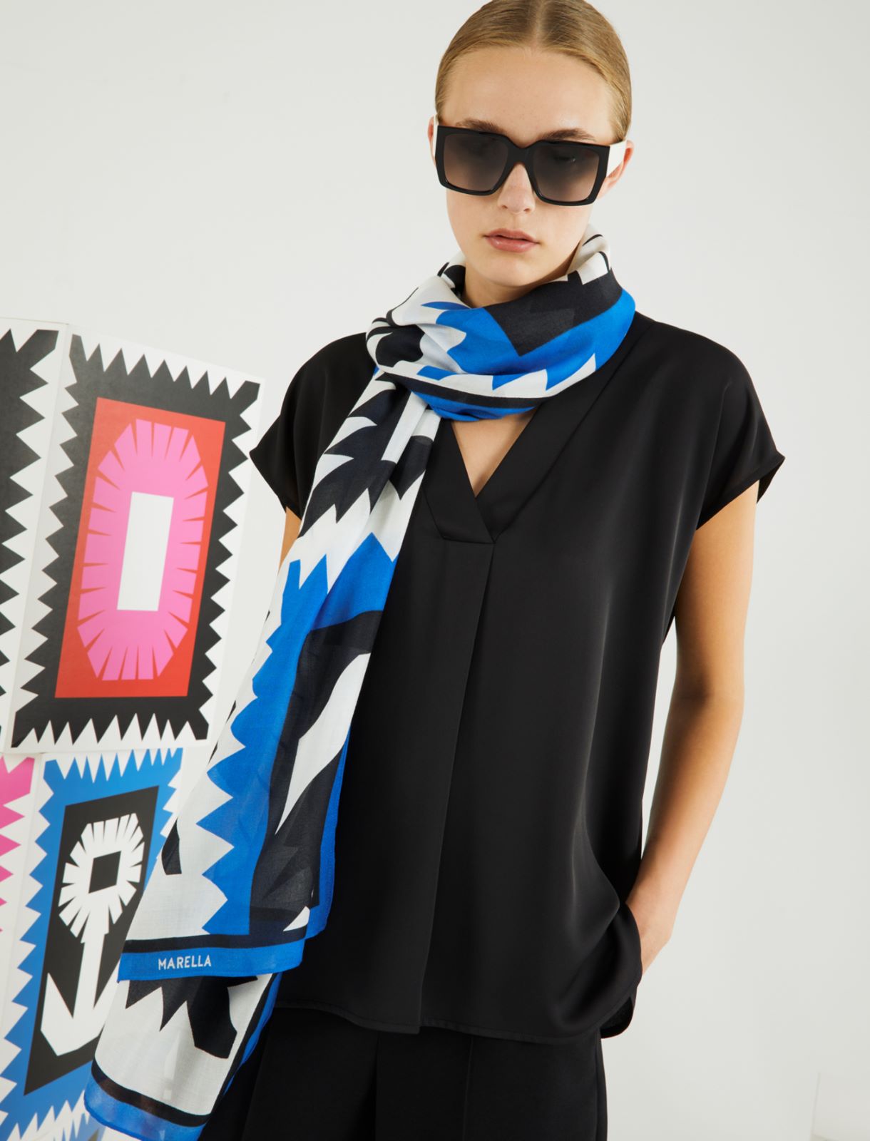 Patterned stole, navy | Marella
