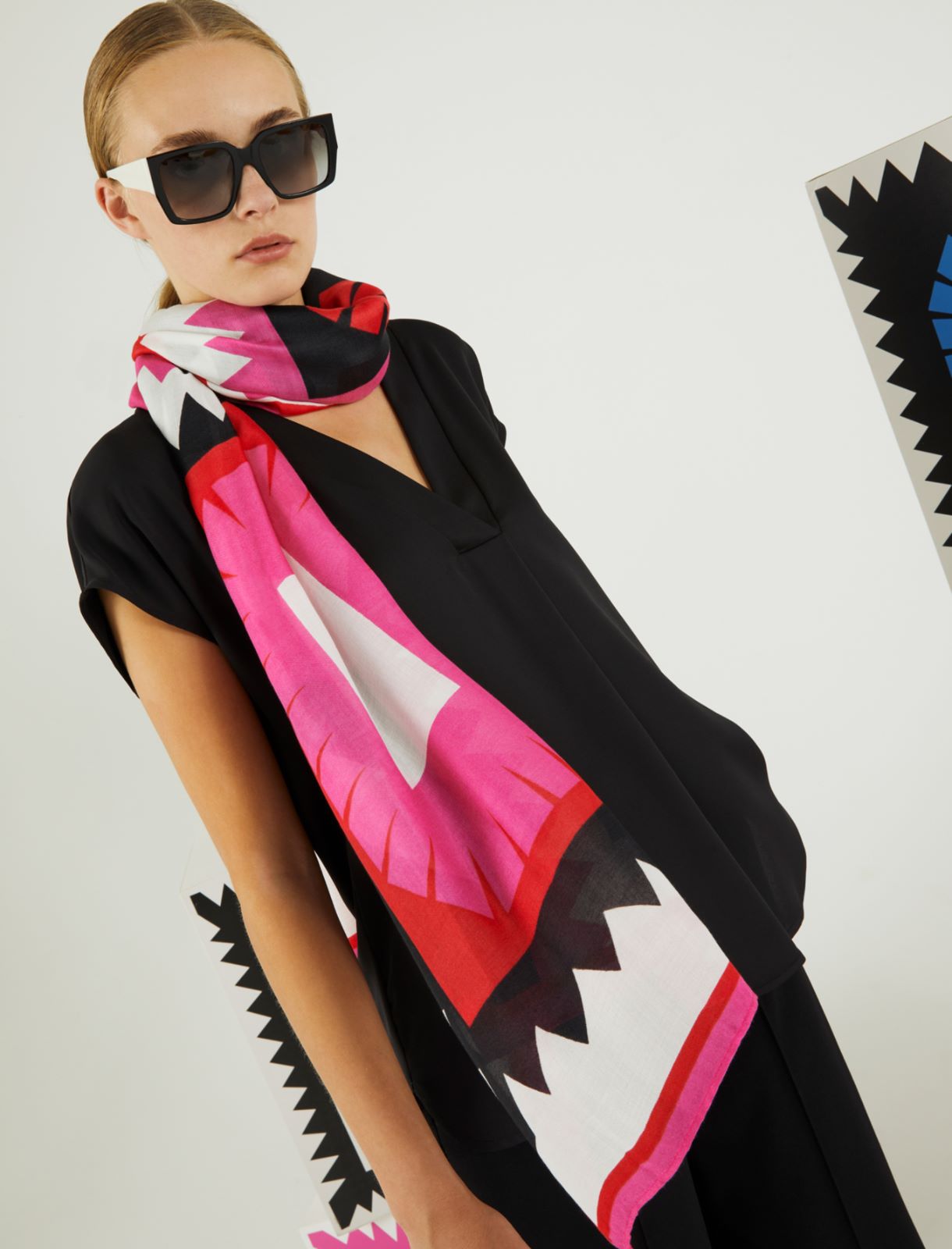 Patterned stole, pink - Marella