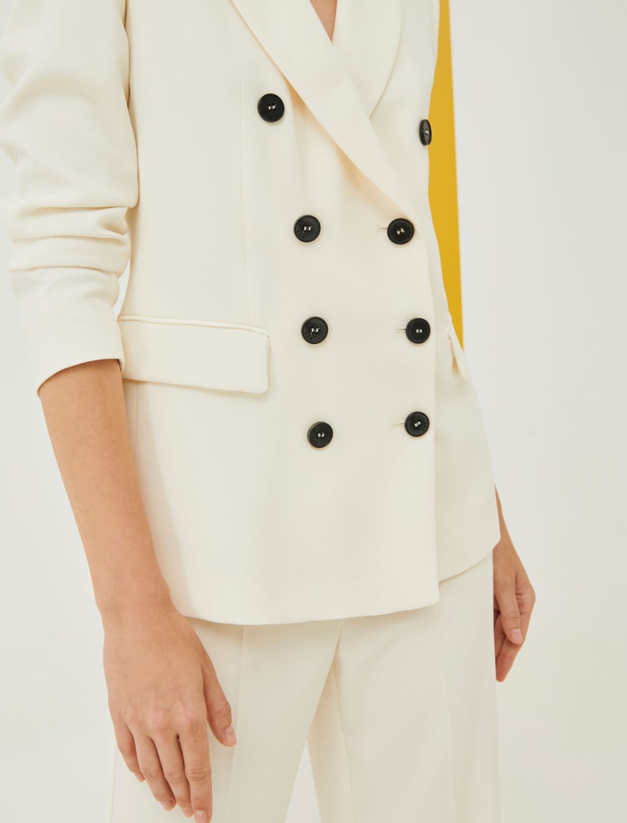 Double-breasted blazer - Wool white - Marina Rinaldi - 4