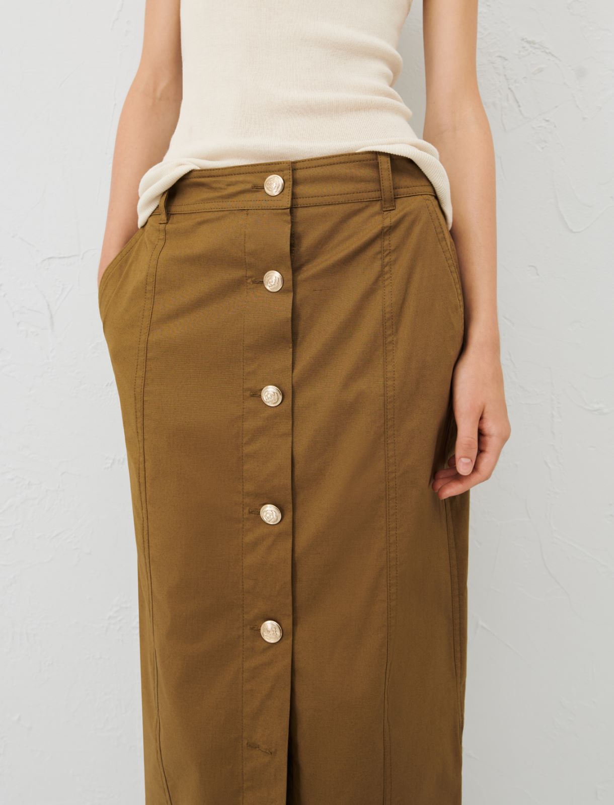 Štepalica: Zlata skirt sewalong: #13 Sew the button closure