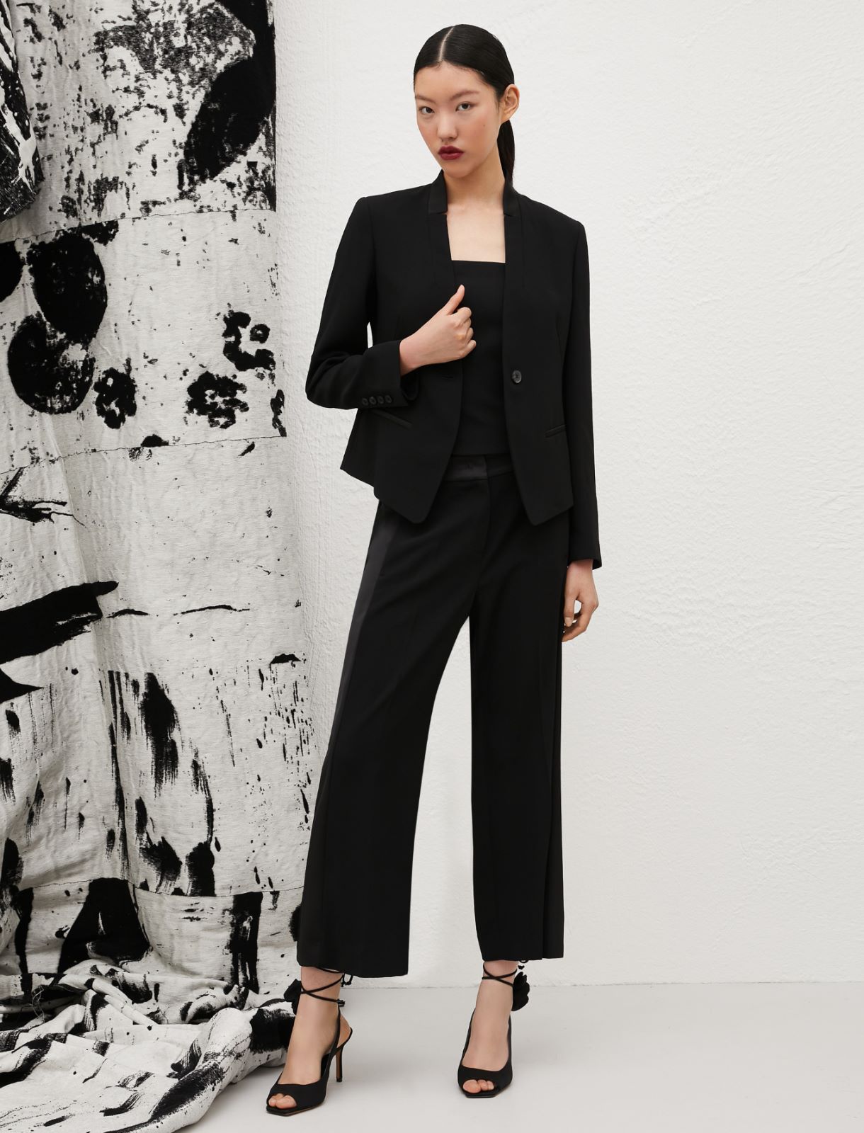 Stand-up collar blazer, black | Marella