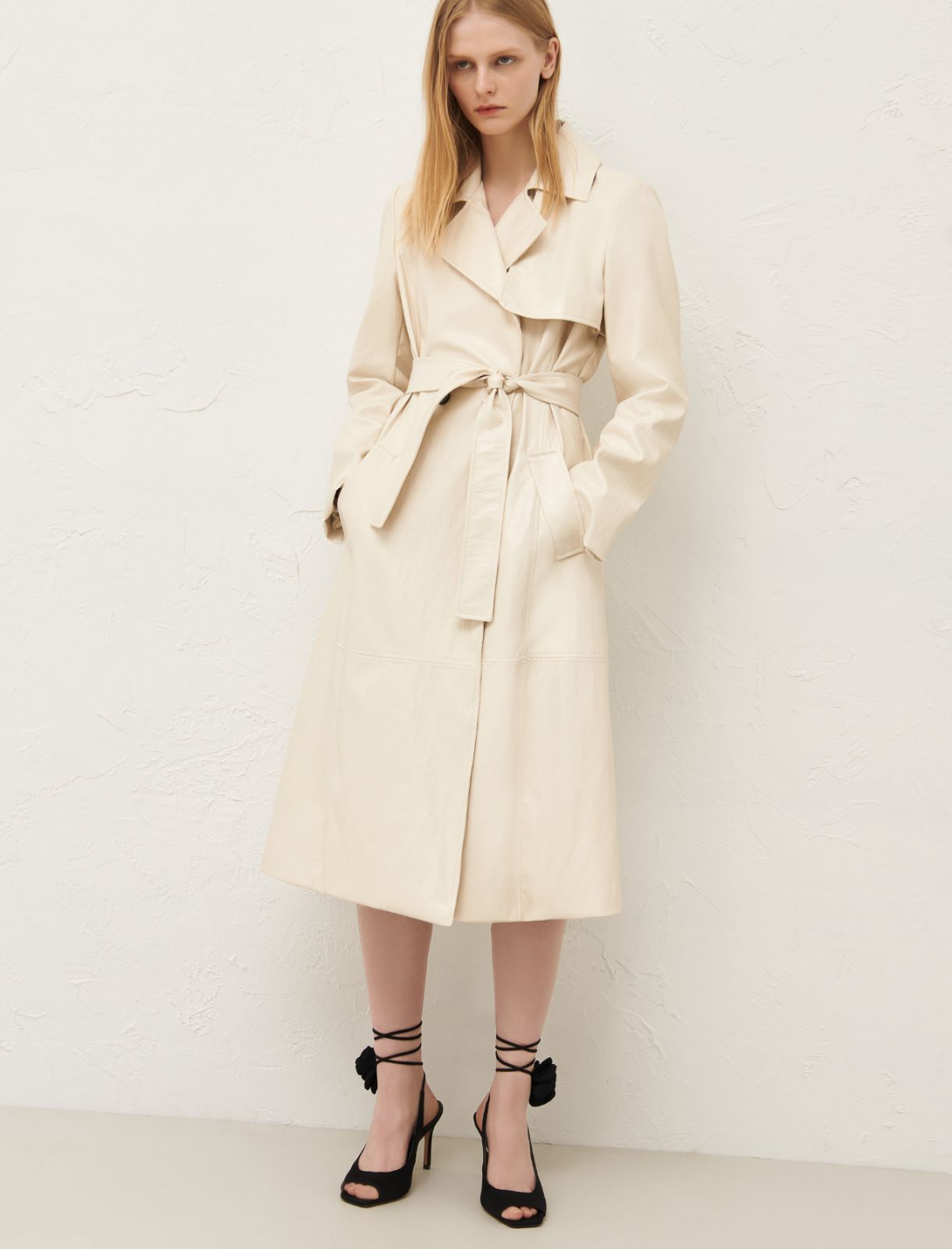 Cream trench coat online