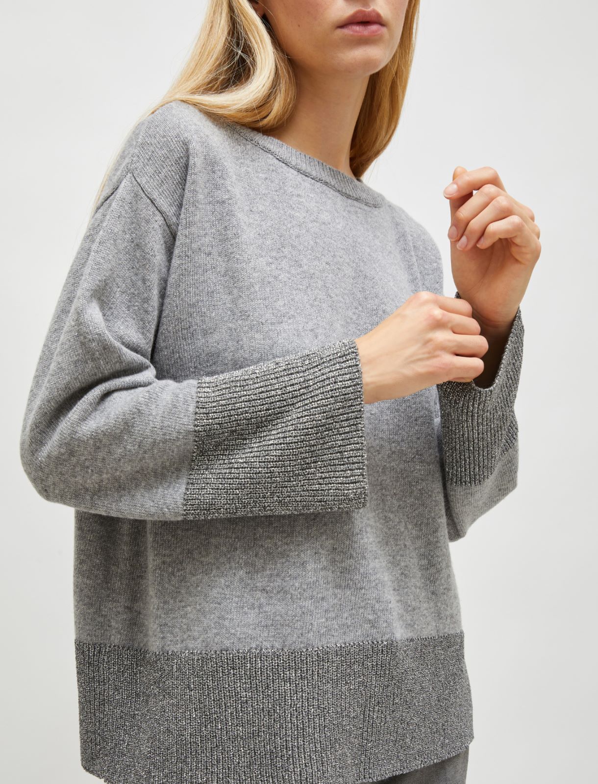 Maglia boxy in misto cashmere - Grigio - 4