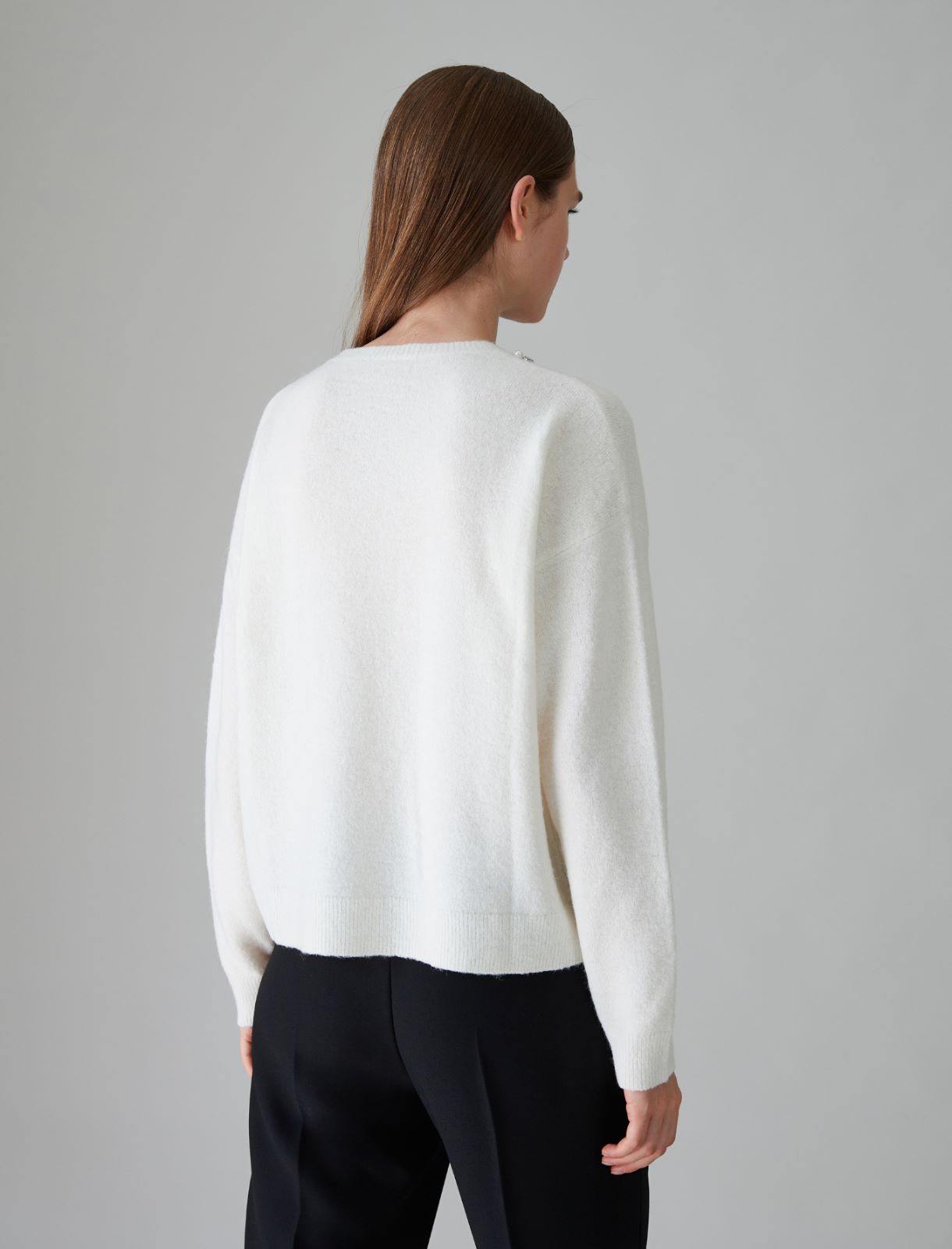 Weicher Pullover mit Kristallen und Perlen - Sahne - Marella - 2