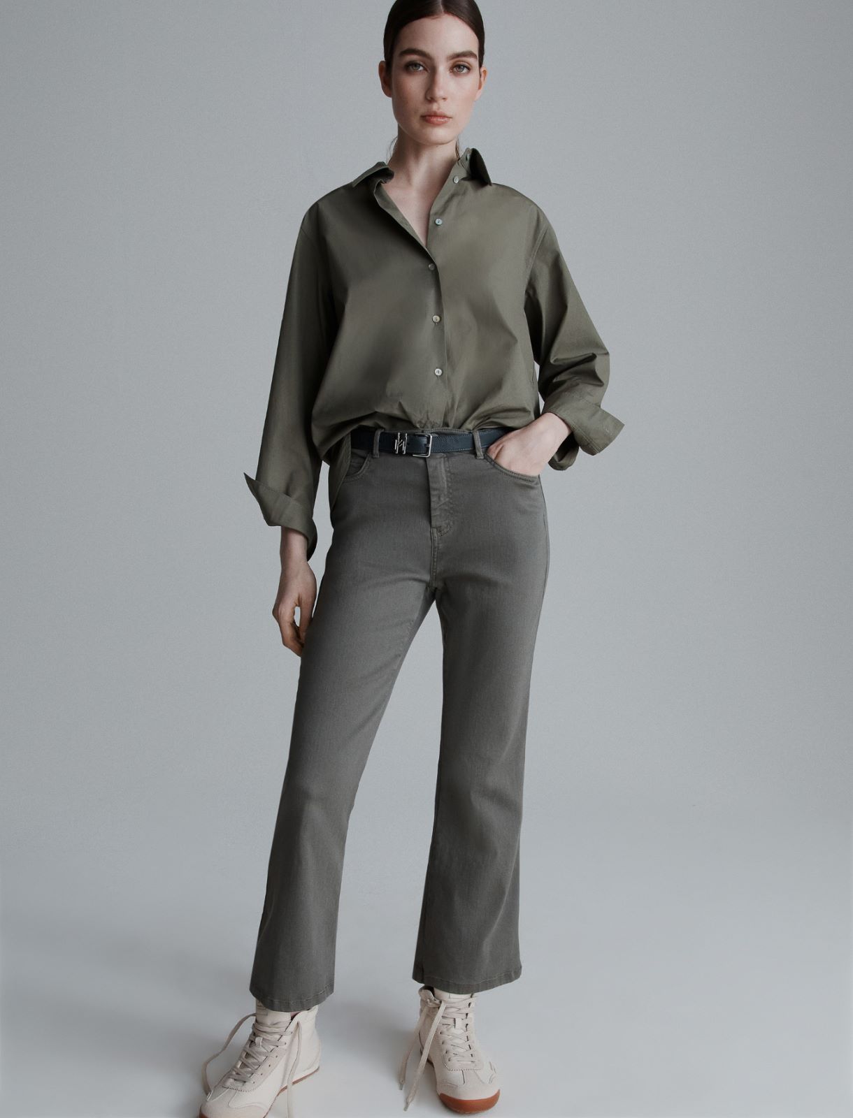 Dżinsy flare cropped - OLIWKOWY - Marella - 3