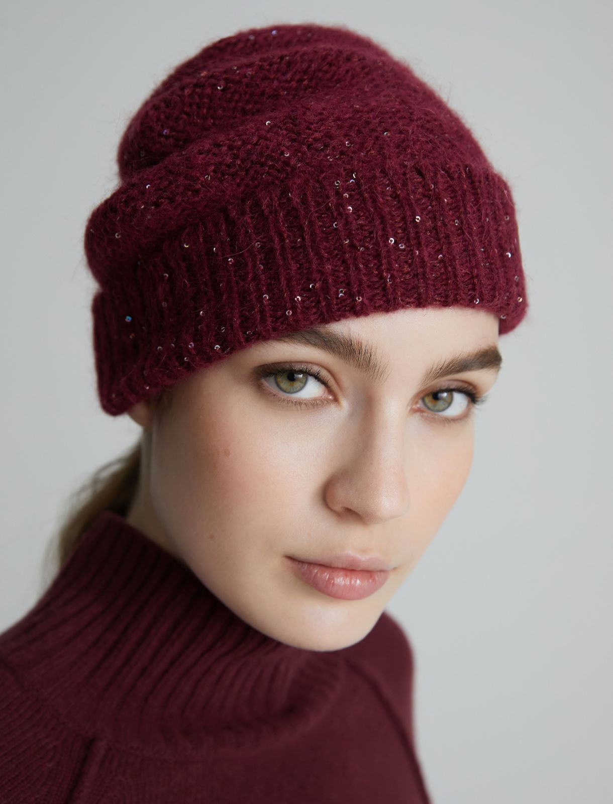 Sequinned cashmere-blend beanie hat - BORDEAUX - Marella - 3