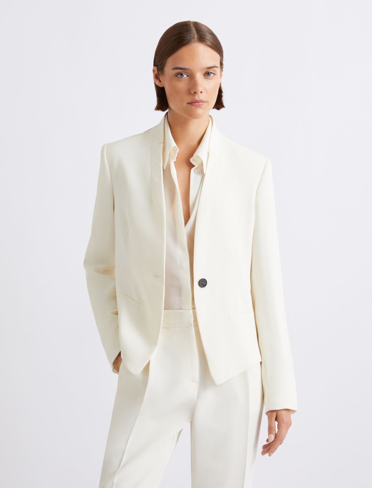 Kurzer Blazer aus Envers-Satin - WOLLWEIB - Marella - 4