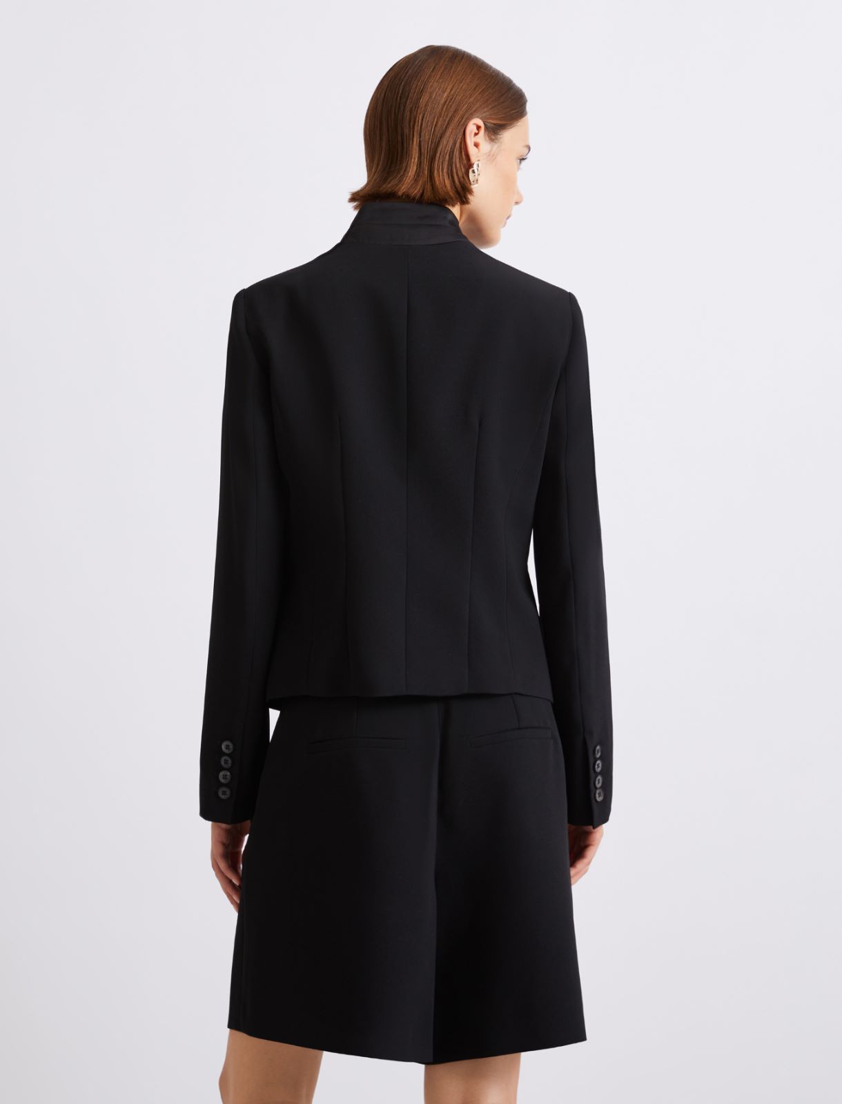 Kurzer Blazer aus Envers-Satin - SCHWARZ - Marella - 3