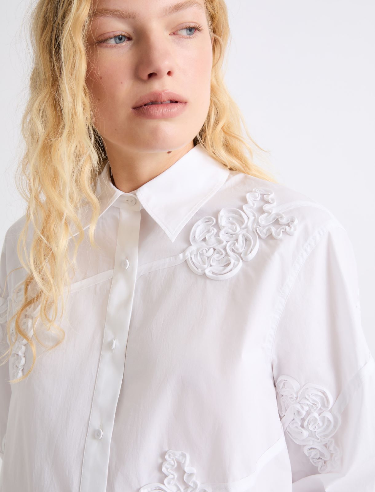 Koszula z popeliny z haftem - BIAŁY - Marella - 5