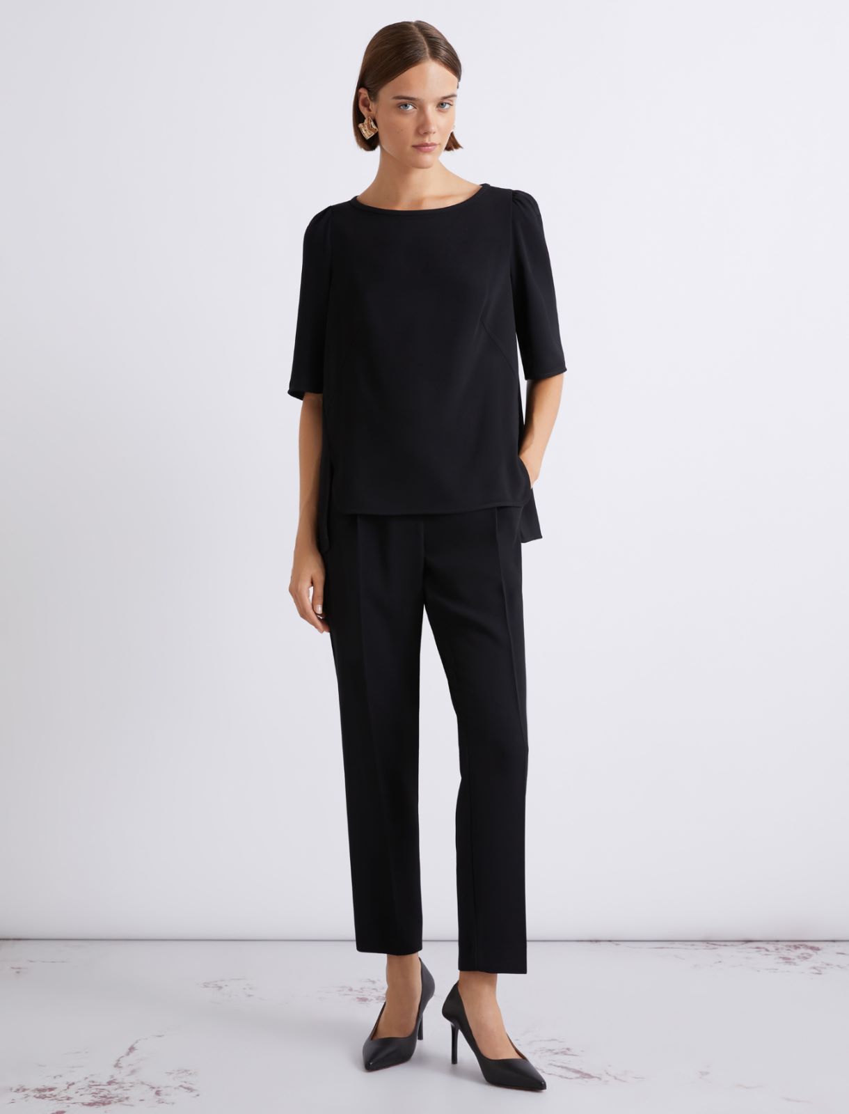 Bluse aus Envers-Satin mit kurzem Arm - SCHWARZ - Marella - 2