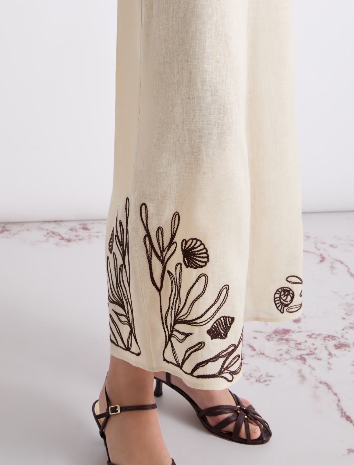 Spodnie z lnu z haftami - KREMOWY - Marella - 5