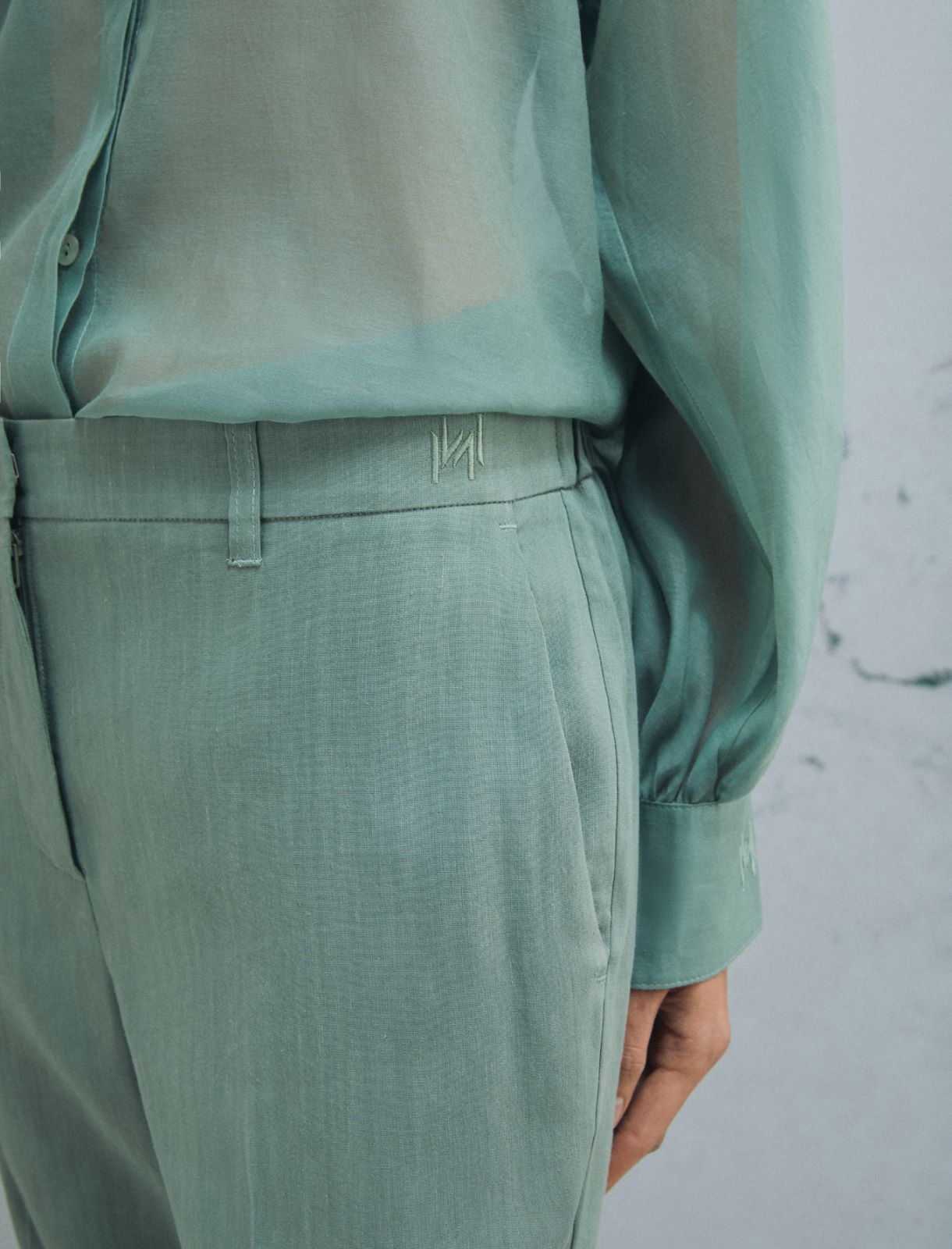 Pantalón de viscosa y lino elástico - VERDE - Marella - 5