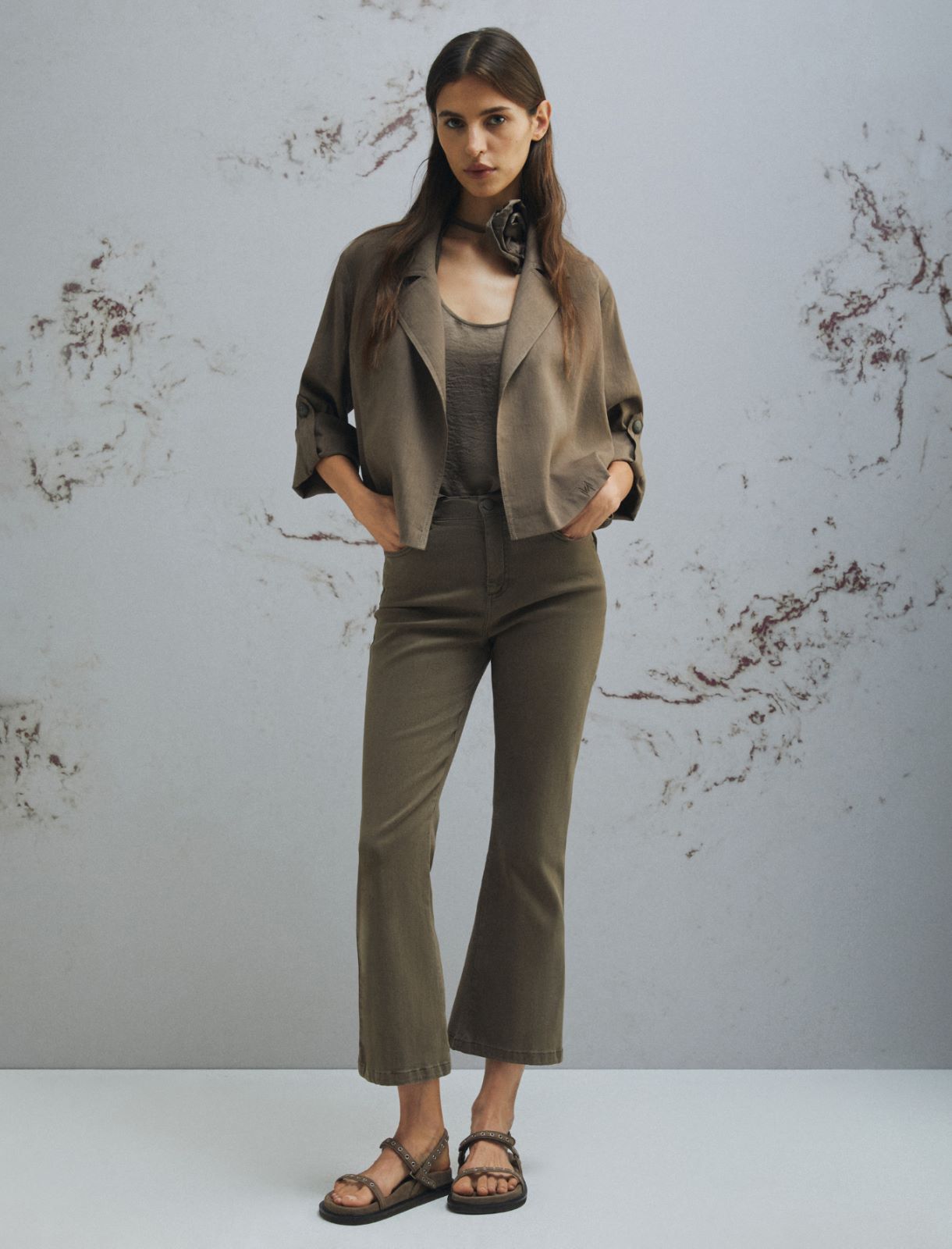 Ausgestellte und verkürzte 5-Pocket-Hose - BRAUN - Marella - 2