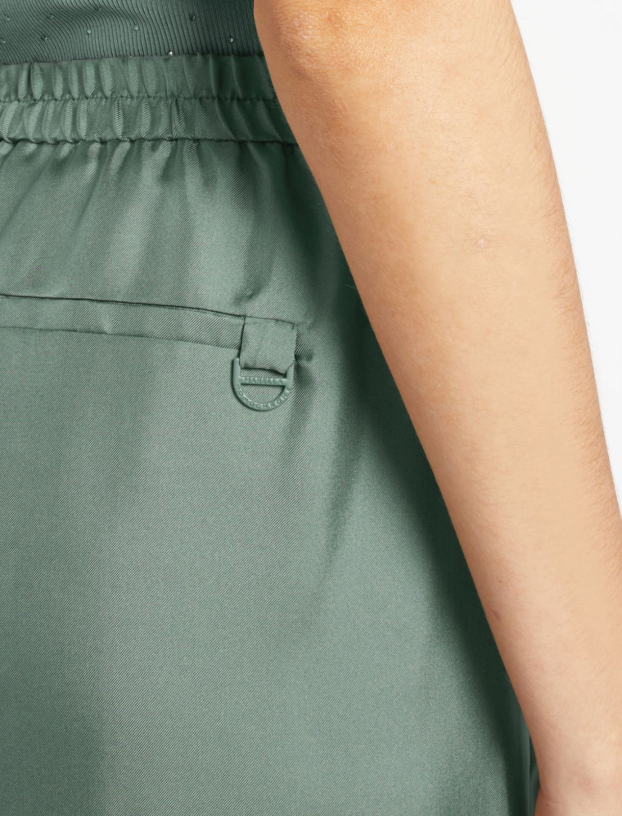 Gerade geschnittene Hose aus Seide - GRUEN - Marella - 5