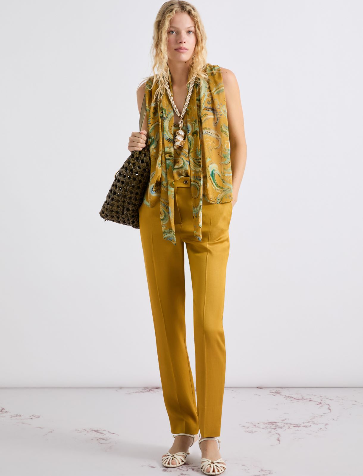 Ausgestelltes Top aus Crepon - COGNAC - Marella - 2