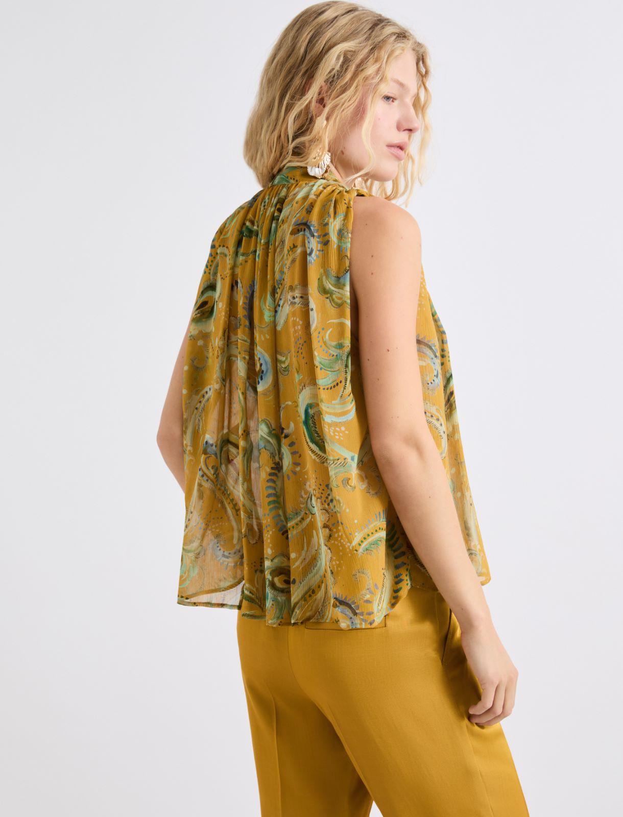 Ausgestelltes Top aus Crepon - COGNAC - Marella - 3