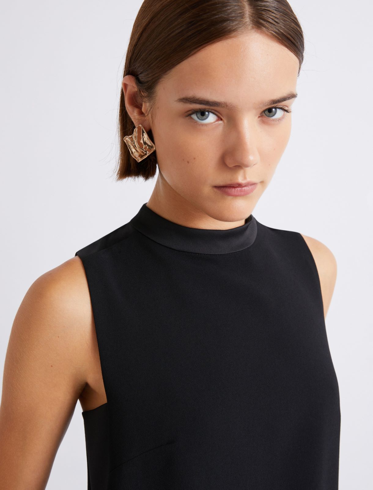 Ärmelloses Kleid aus Envers-Satin - SCHWARZ - Marella - 5