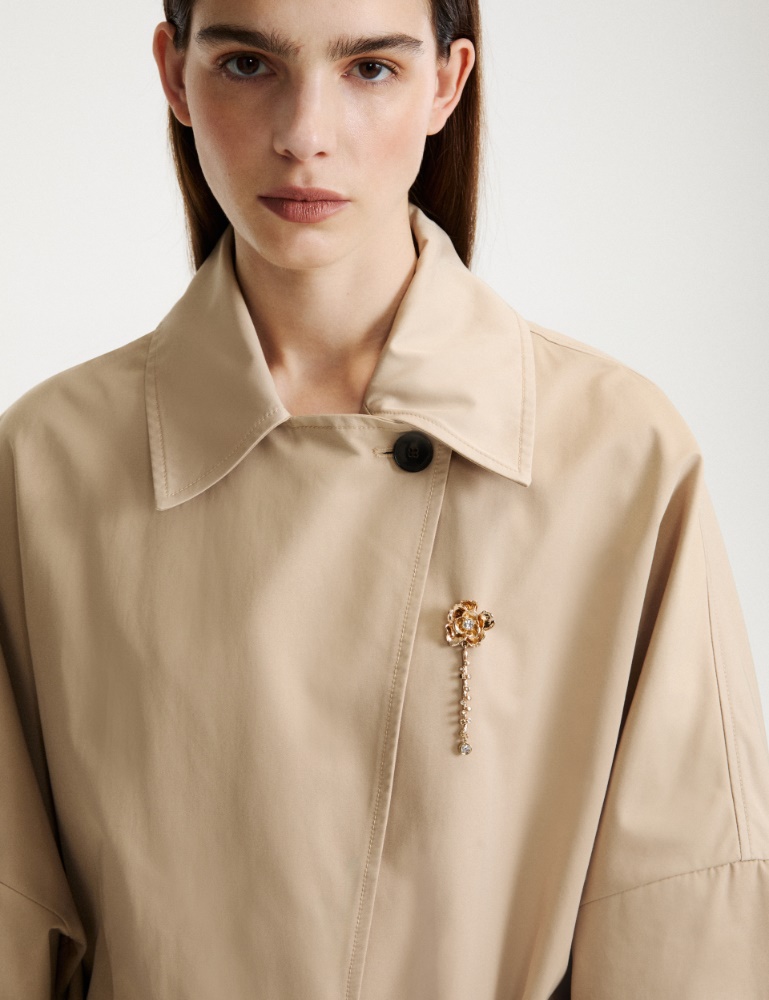 Rose and crystal-adorned brooch - Marella