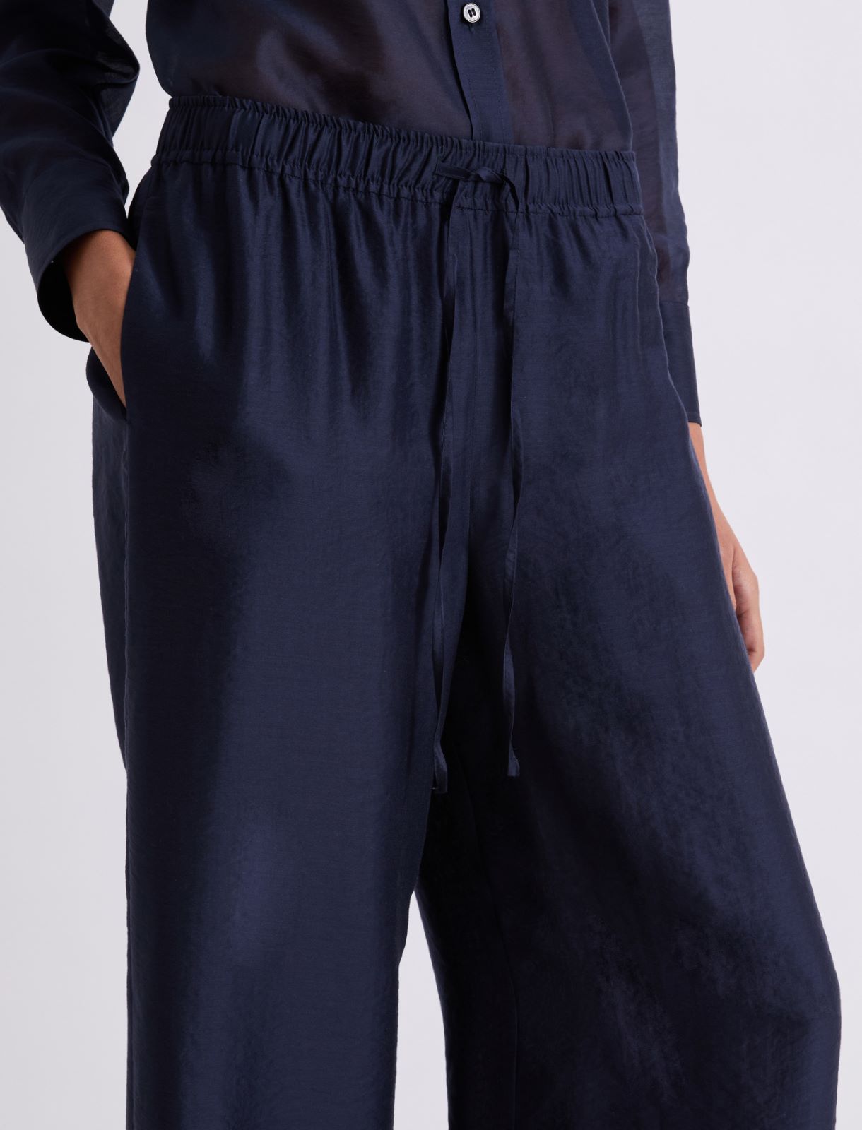 Organdynowe spodnie z szeroką nogawką - CIEMNOGRANATOWY - Marella - 5