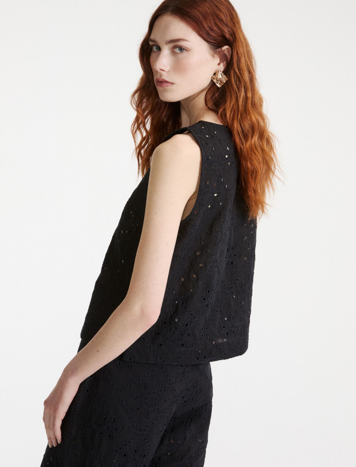 Top z muślinu Sangallo - CZARNY - Marella - 3