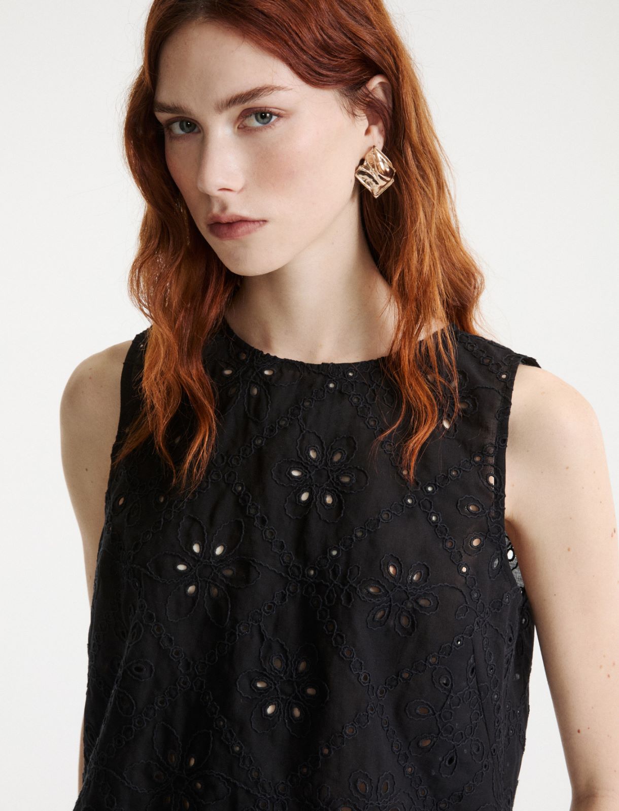 Top z muślinu Sangallo - CZARNY - Marella - 5