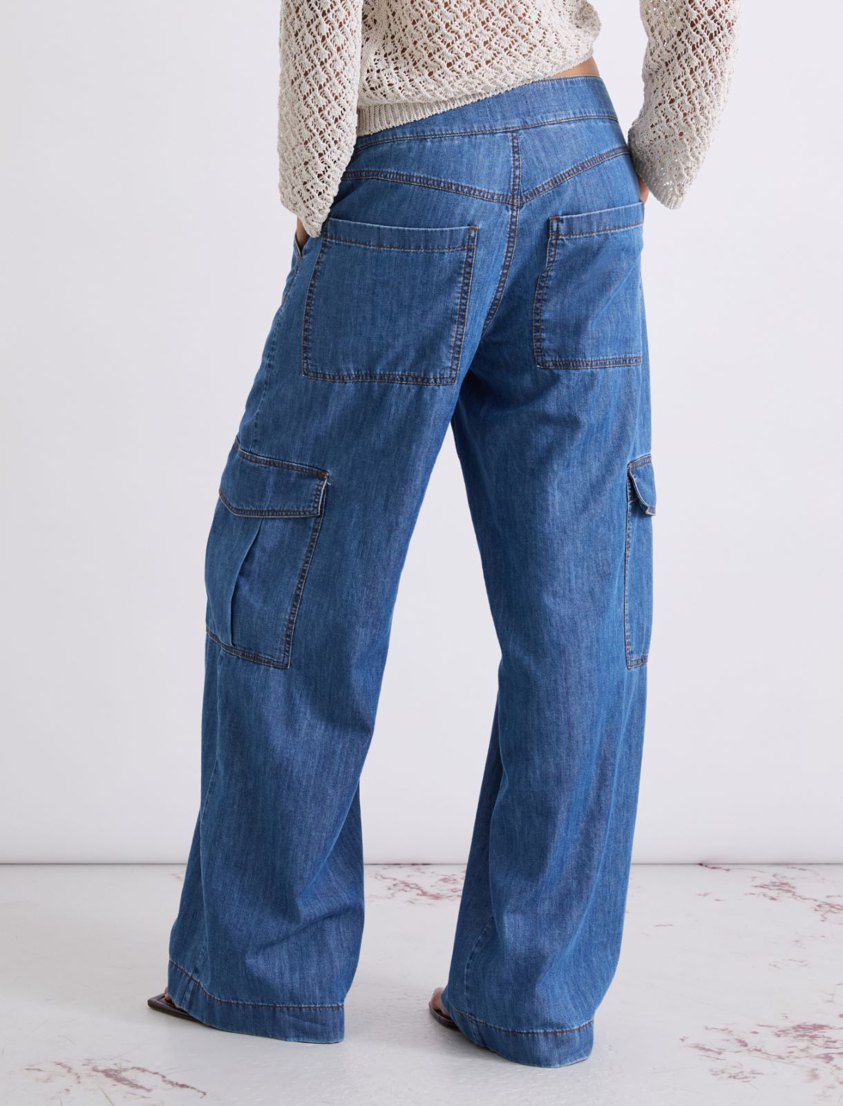 Dżinsy cargo z szeroką nogawką - NIEBIESKI DŻINSOWY - Marella - 3