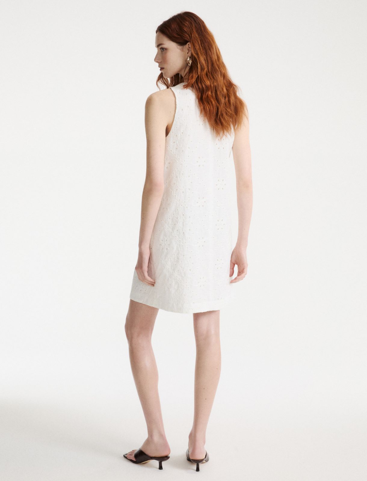 Ausgestelltes Kleid aus Musselin in der Optik von St. Galler Spitze - WEISS - Marella - 3