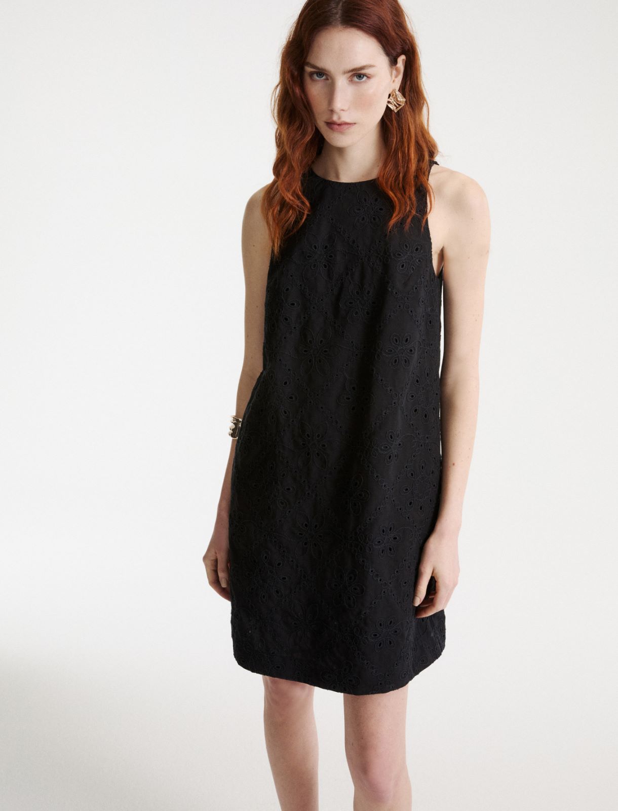 Ausgestelltes Kleid aus Musselin in der Optik von St. Galler Spitze - SCHWARZ - Marella - 4