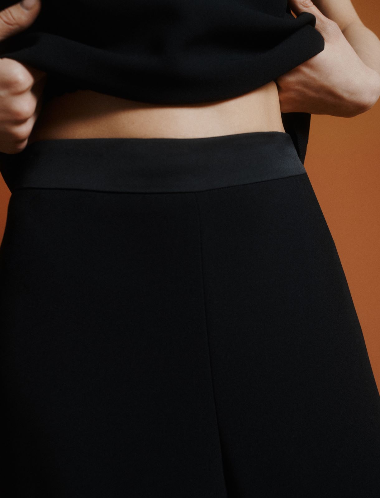 Pantalón de satén envers - NEGRO - Marella - 5