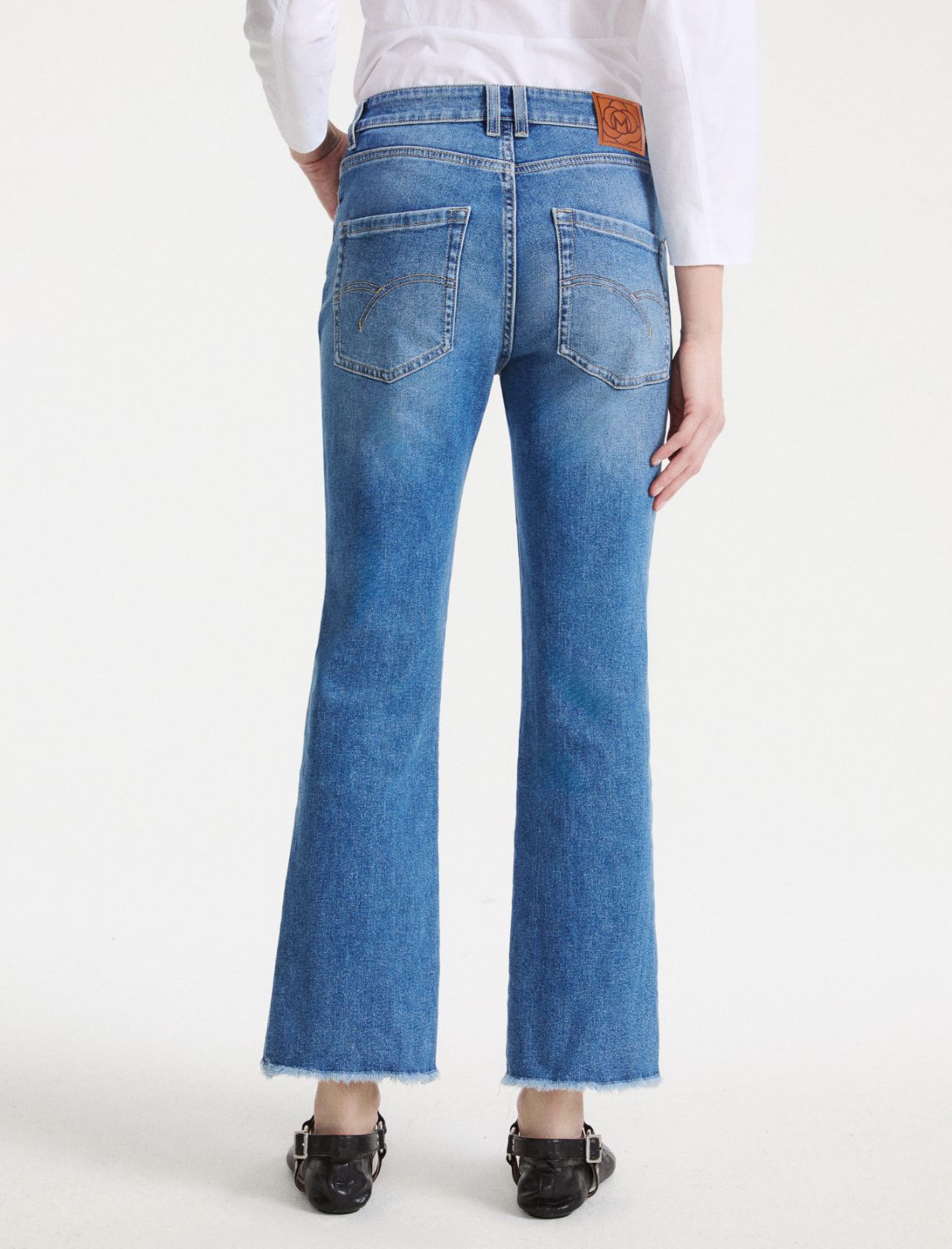New-Flare-Jeans aus Stretch-Denim - PUDERBLAU - Marella - 3