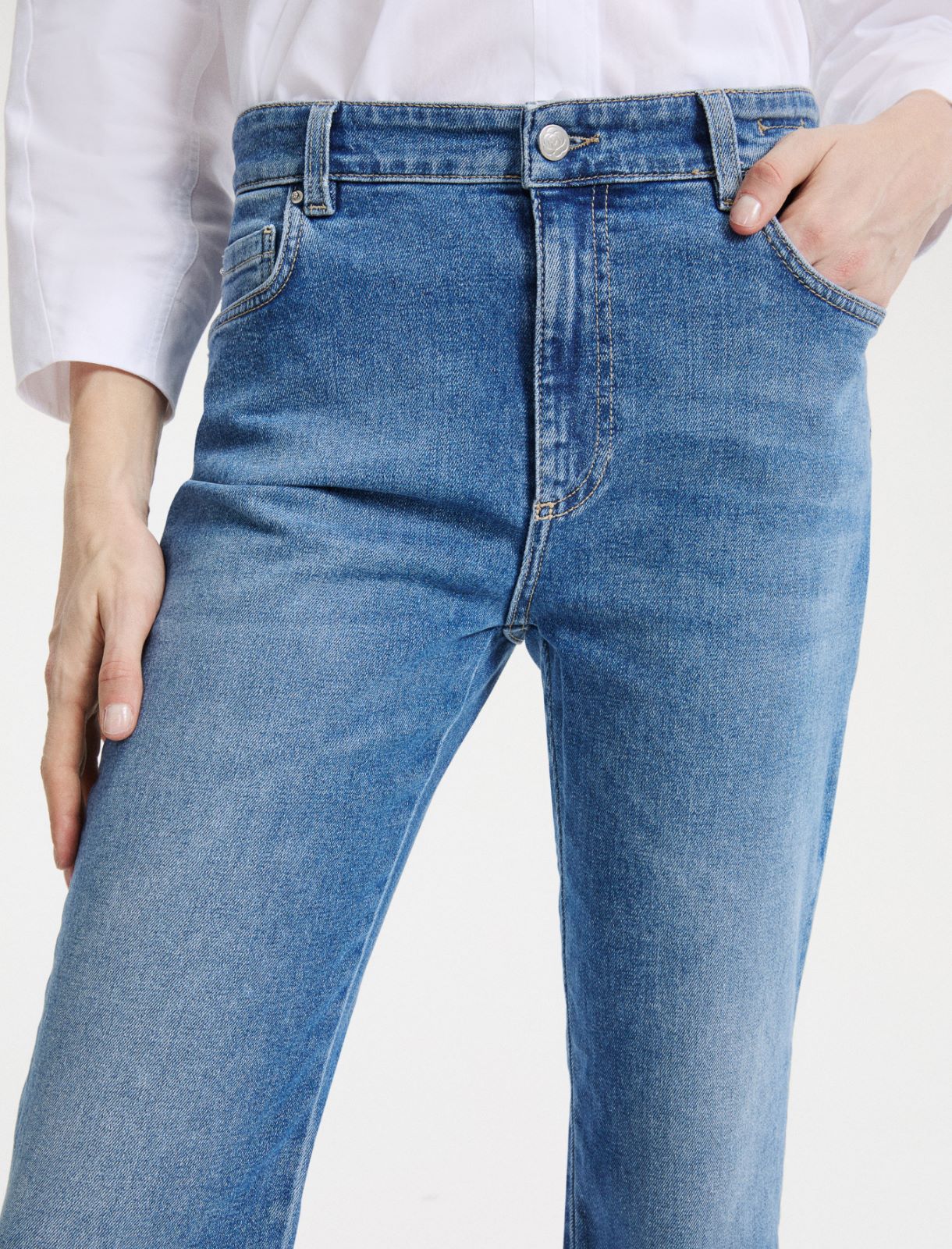 New-Flare-Jeans aus Stretch-Denim - PUDERBLAU - Marella - 6