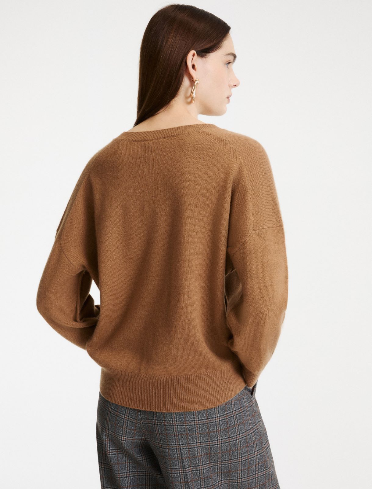 Pullover mit V-Ausschnitt aus Kaschmir und Wolle - KAMEL - Marella - 3