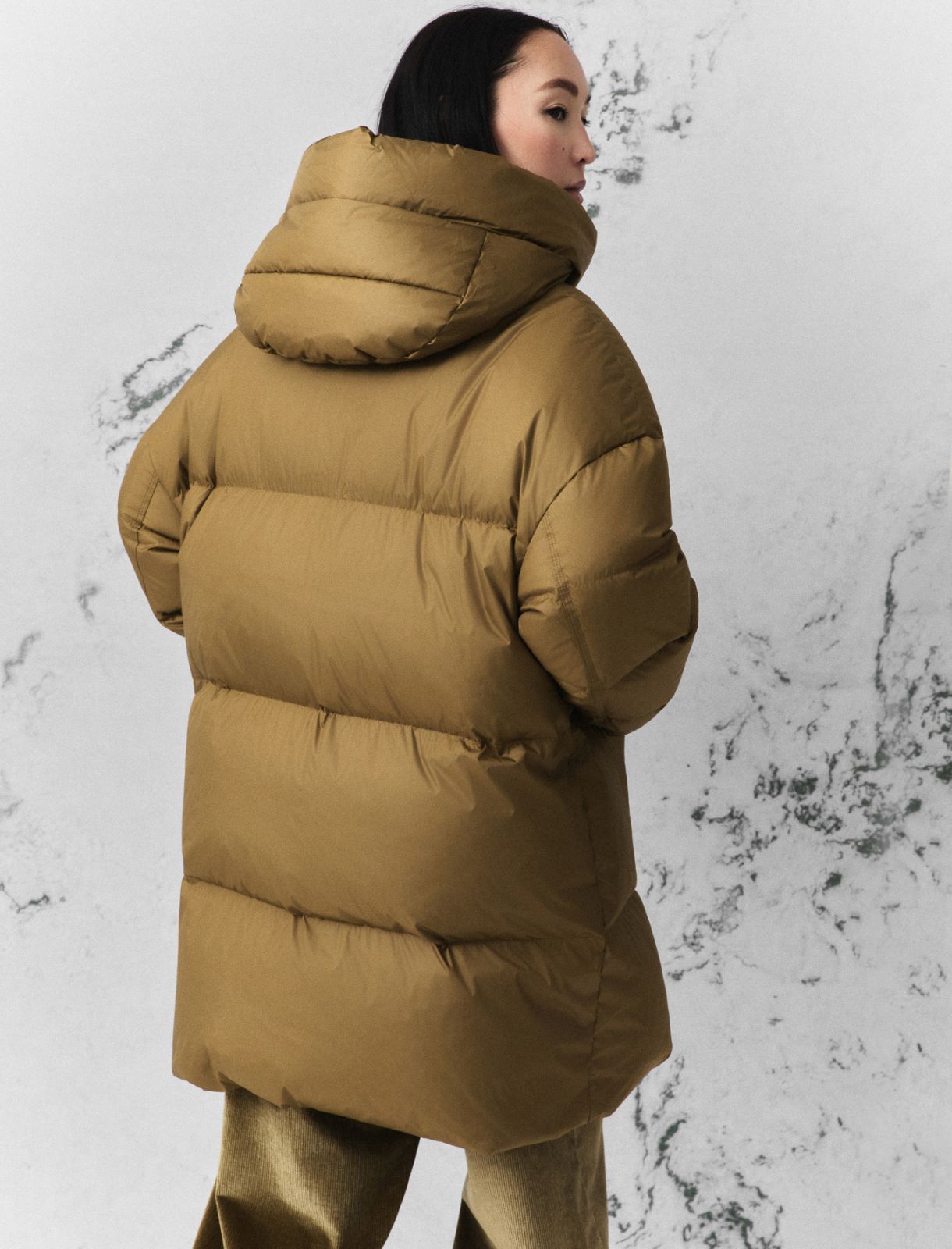 Lange Cocoon-Daunenjacke - OELGRUEN - Marella - 3