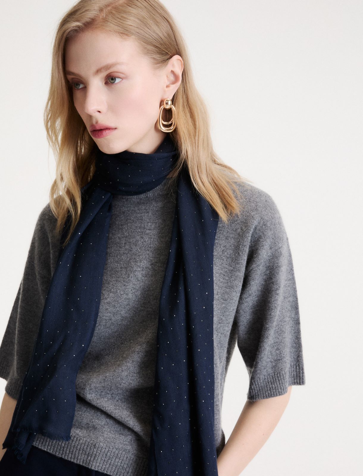 Rhinestone-appliqué stole - NAVY - Marella - 3